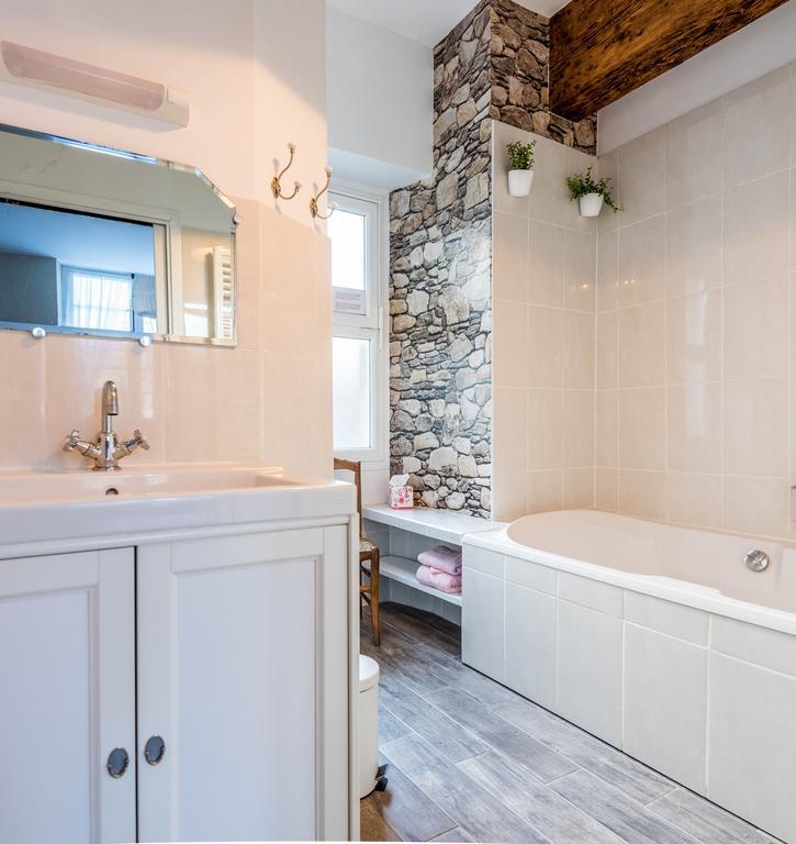 Rions Chambres D'Hotes Le Relais Des Remparts מראה חיצוני תמונה