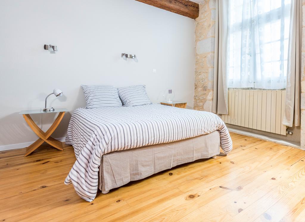 Rions Chambres D'Hotes Le Relais Des Remparts מראה חיצוני תמונה